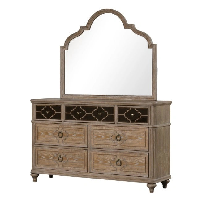Lyris Dresser