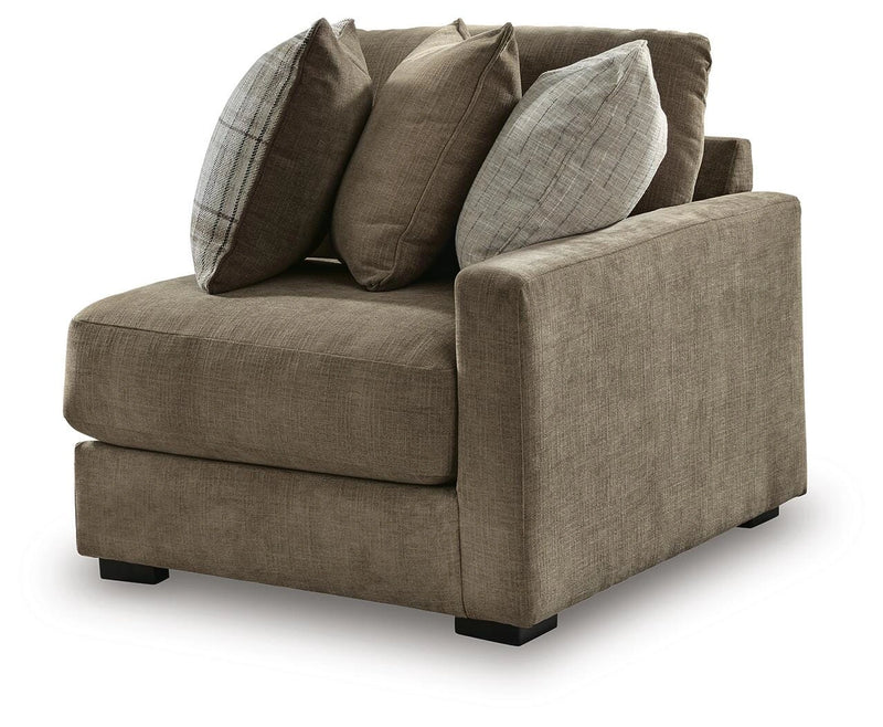 Camellia-Court Sectional