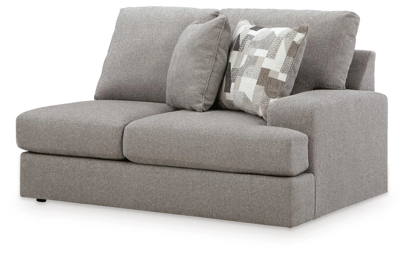 Lindon Sectional with Chaise